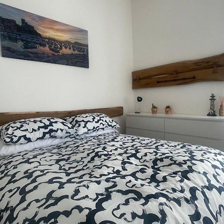 Orizzonte - 5 Terre, Via Fratelli Rosselli 11, Centro Storico-Stazione Centrale Con 2 Camere Da Letto Специя Екстериор снимка